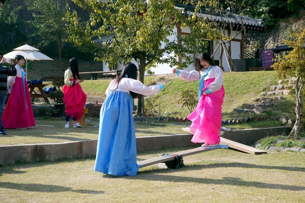 Former Guamseowon Hanok Guesthouse Daegu Zewnętrze zdjęcie