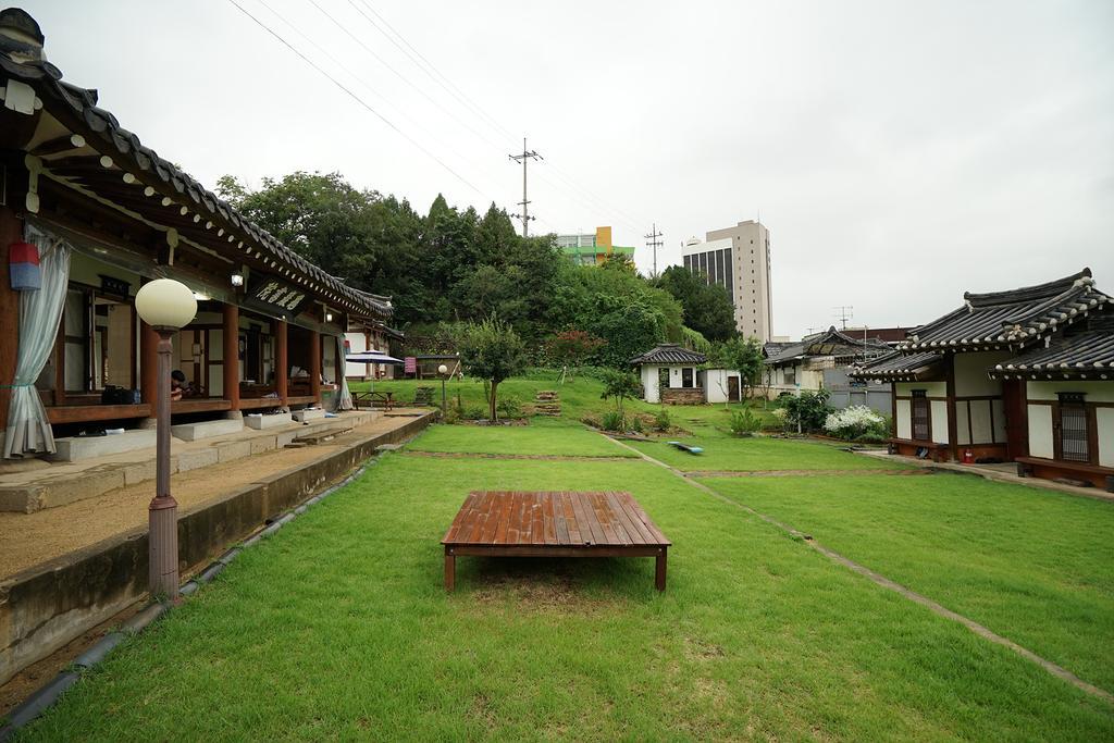 Former Guamseowon Hanok Guesthouse Daegu Zewnętrze zdjęcie